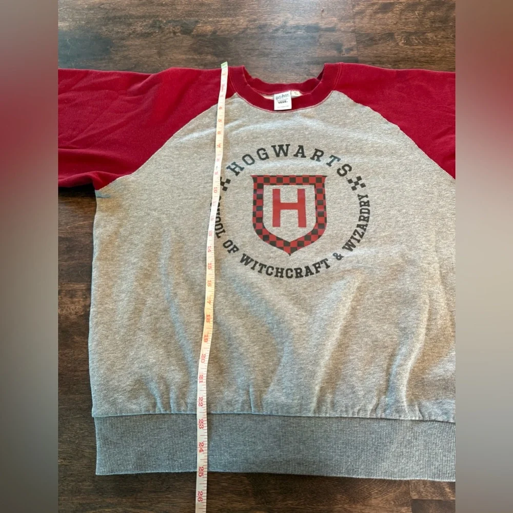 Hogwarts Red and Gray Crewneck Sweater - Picture 5 of 6